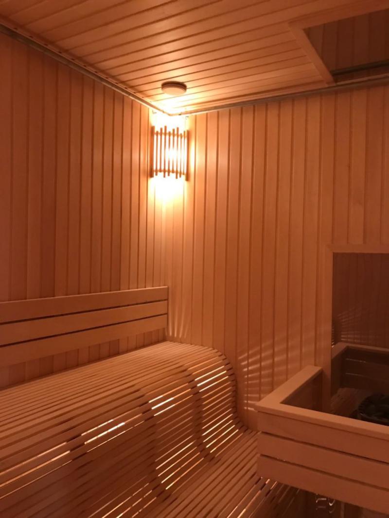 Сауна в фитнес-центре XFIT. Новосибирск