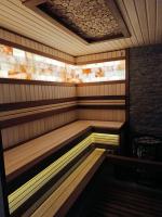 Сауна с панно из можжевельника Сауна с панно из можжевельника
